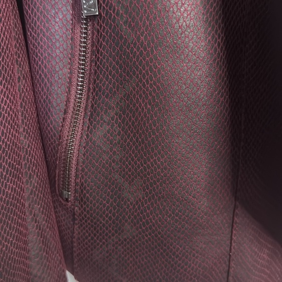 Catherine Malndrino Burgundy faux leather Jacket size 2x - Picture 3 of 10